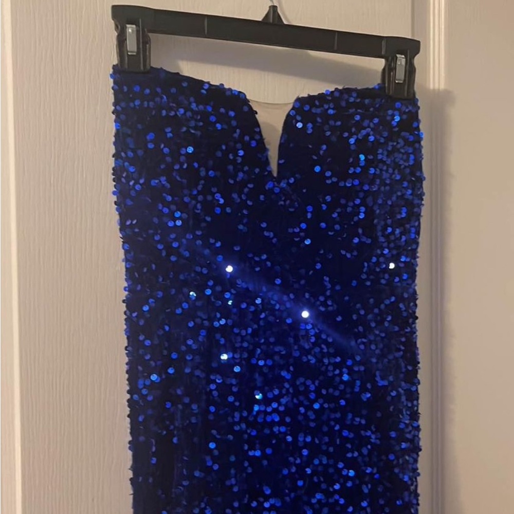 Gorgeous prom dress